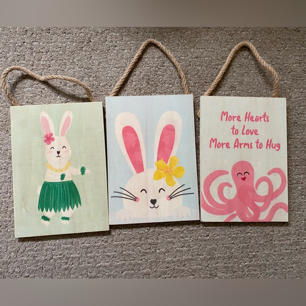 Charming Bunny and Octopus Wall Decor Set